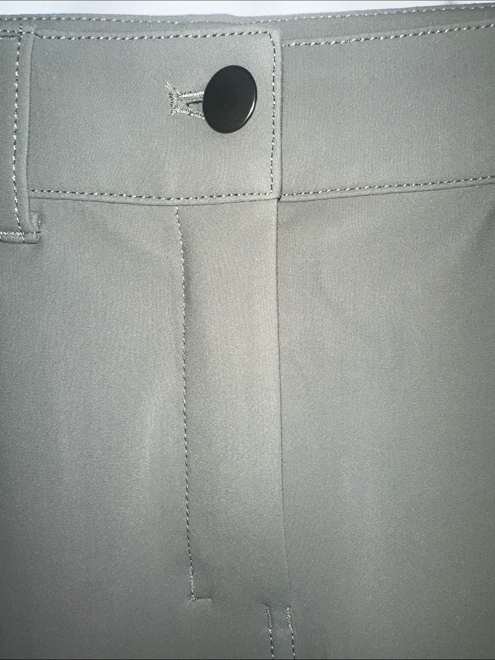 lululemon athletica Olive Utility Pocket Pants - Picture 3 of 10
